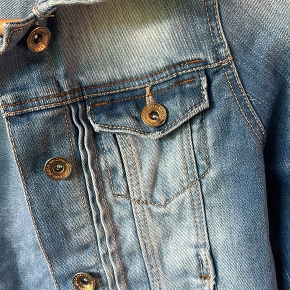 Zara Girls Kids Denim Jacket in size 9/10. - Picture 5 of 7